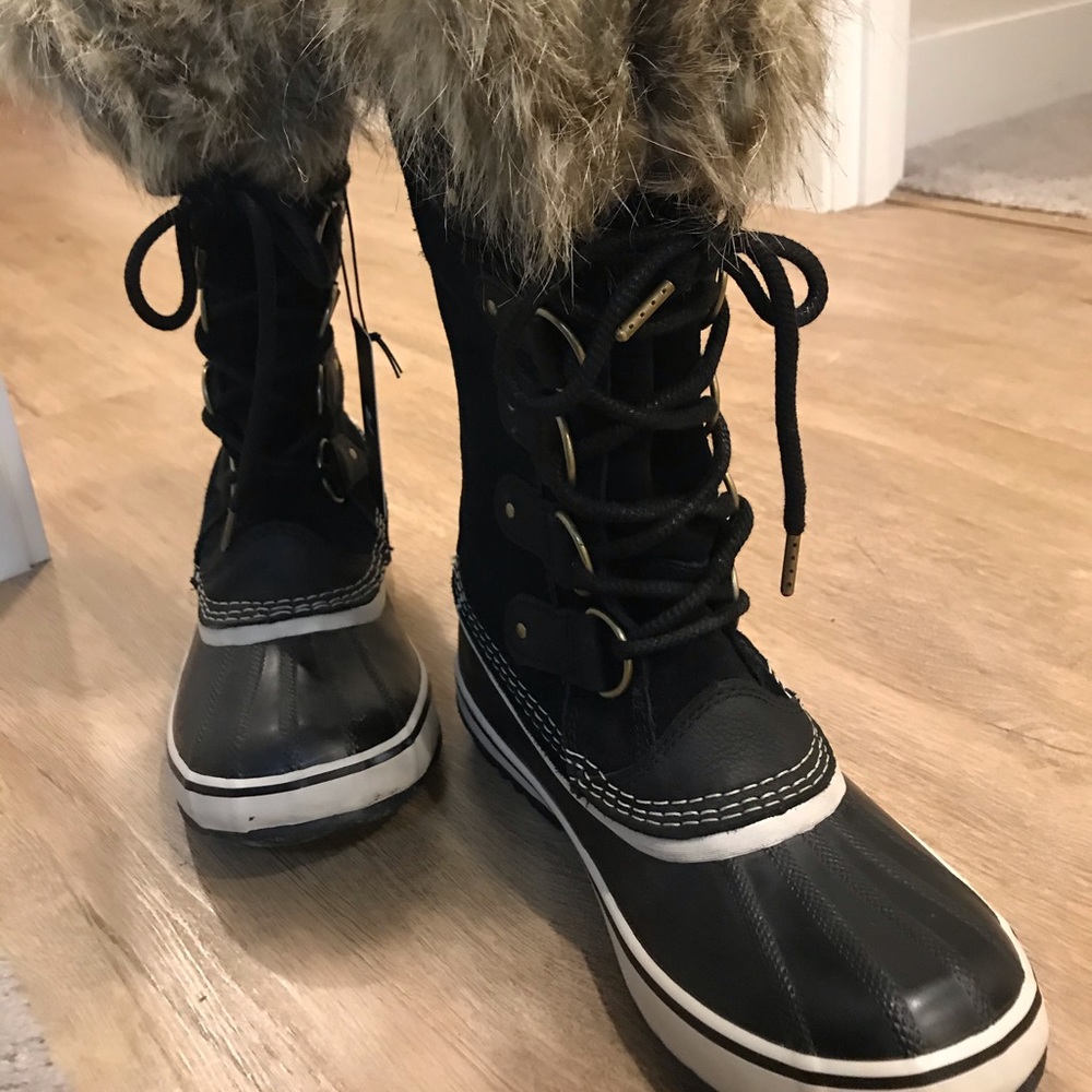 SOREL JOAN OF ARCTIC BOOTS